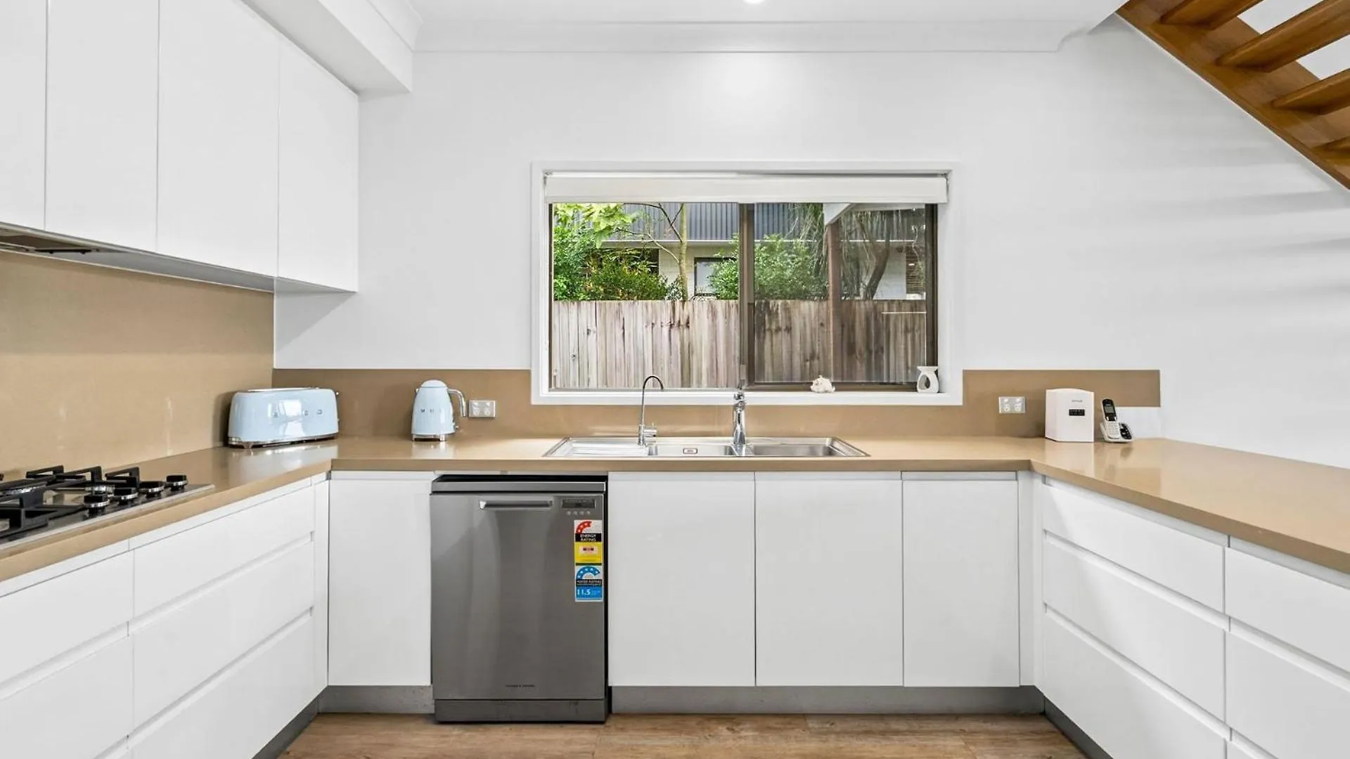 Currimundi Lake House Kawana Waters Vakantiehuis